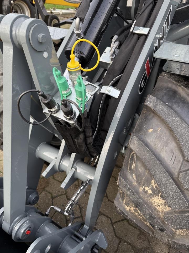 Kompaktlader of the type GiANT G2700 X-TRA HD PLUS, Gebrauchtmaschine in Hadsten (Picture 4)