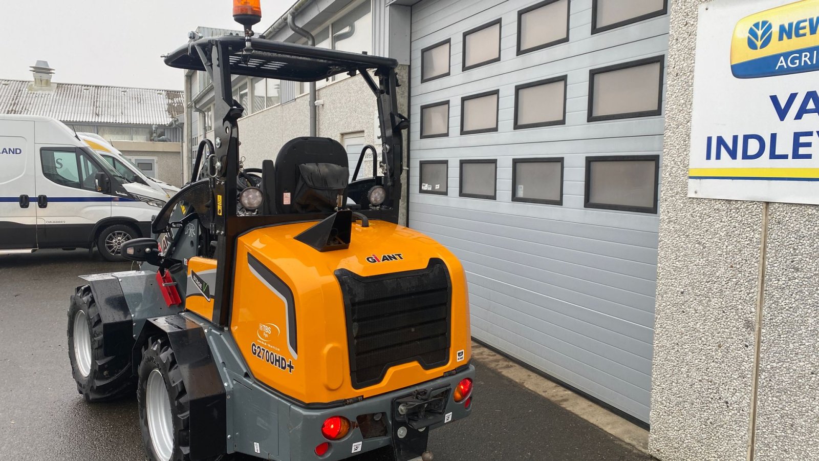 Kompaktlader от тип GiANT G2700 X-TRA HD PLUS, Gebrauchtmaschine в Holstebro (Снимка 4)