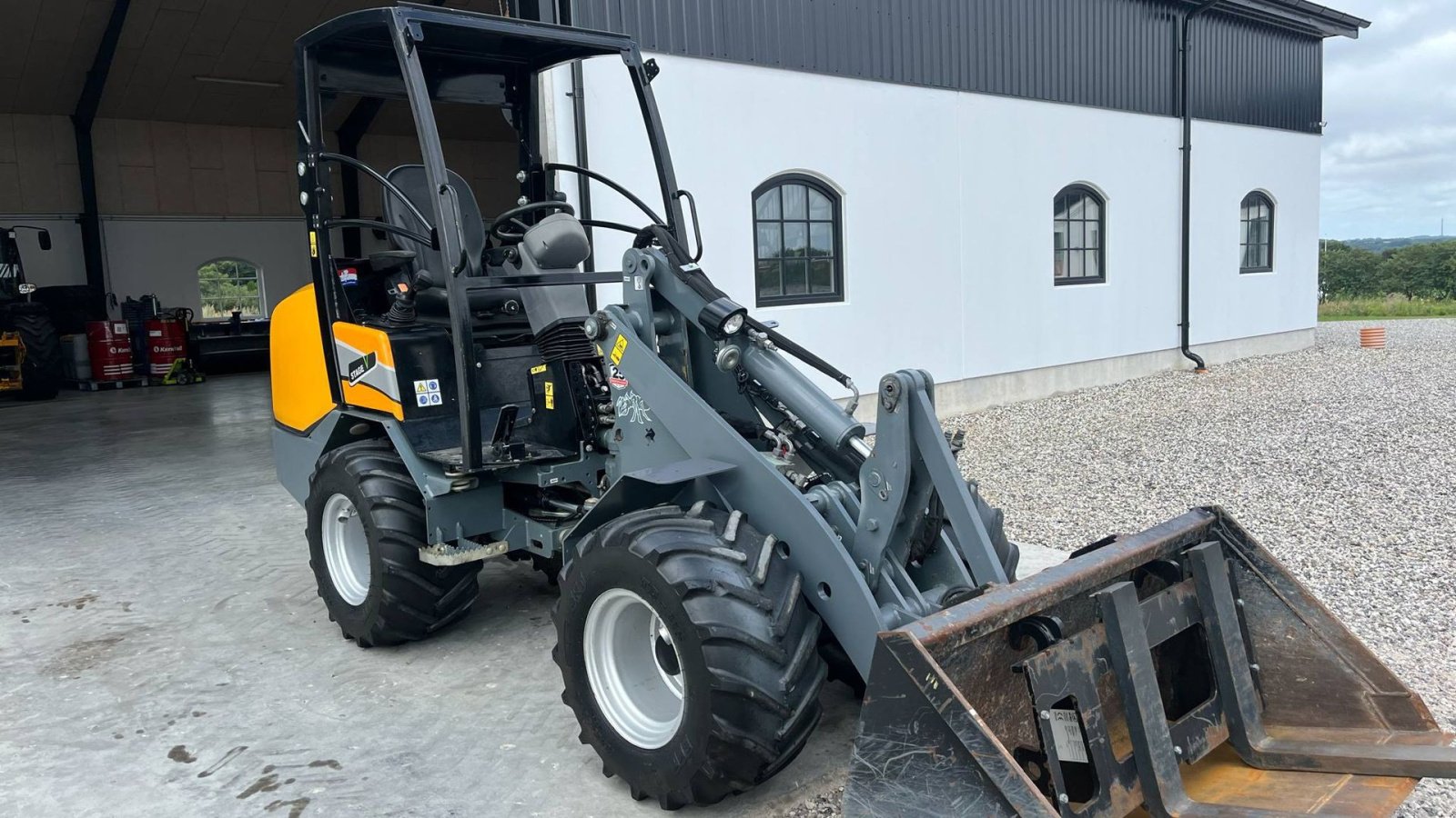 Kompaktlader of the type GiANT G2700 X-TRA HD PLUS, Gebrauchtmaschine in Mariager (Picture 4)