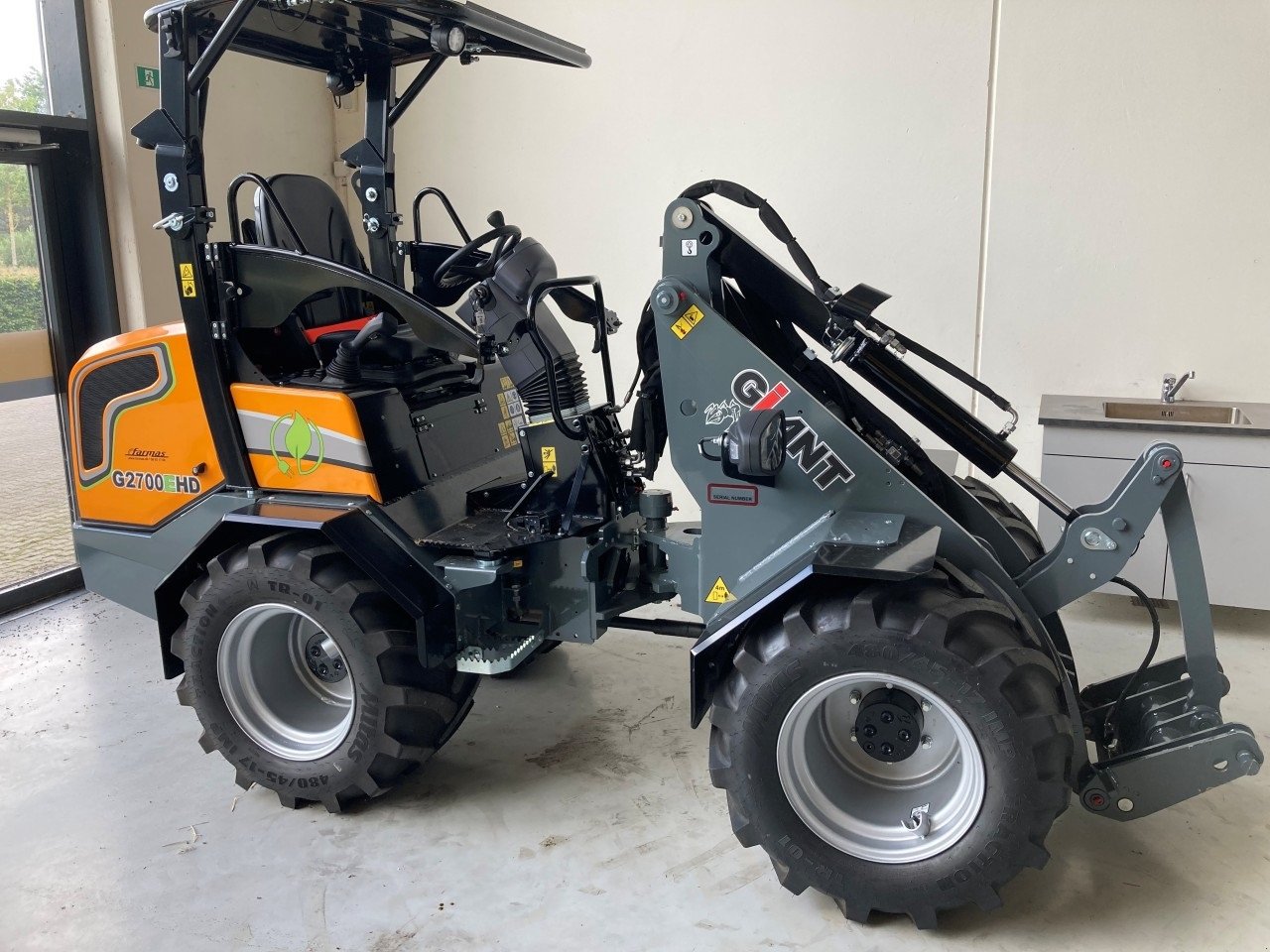 Kompaktlader of the type GiANT G2700E HD minilæsser på el, Gebrauchtmaschine in Farsø (Picture 1)