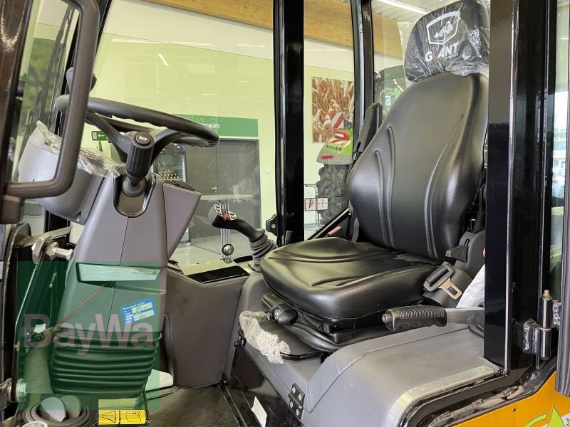 Kompaktlader des Typs GiANT G2700E "T", Gebrauchtmaschine in Bamberg (Bild 13)