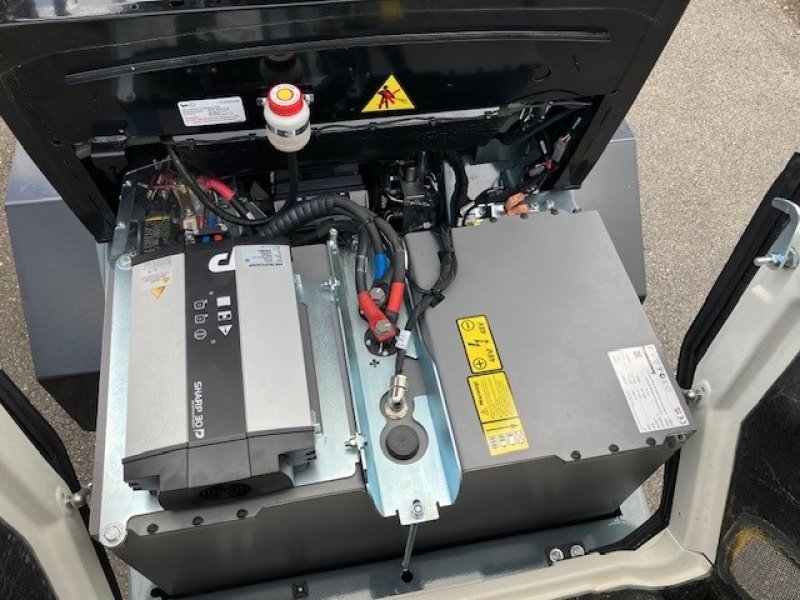 Kompaktlader des Typs GiANT G2700E x-tra G2700 E xhd, Gebrauchtmaschine in Nørresundby (Bild 5)