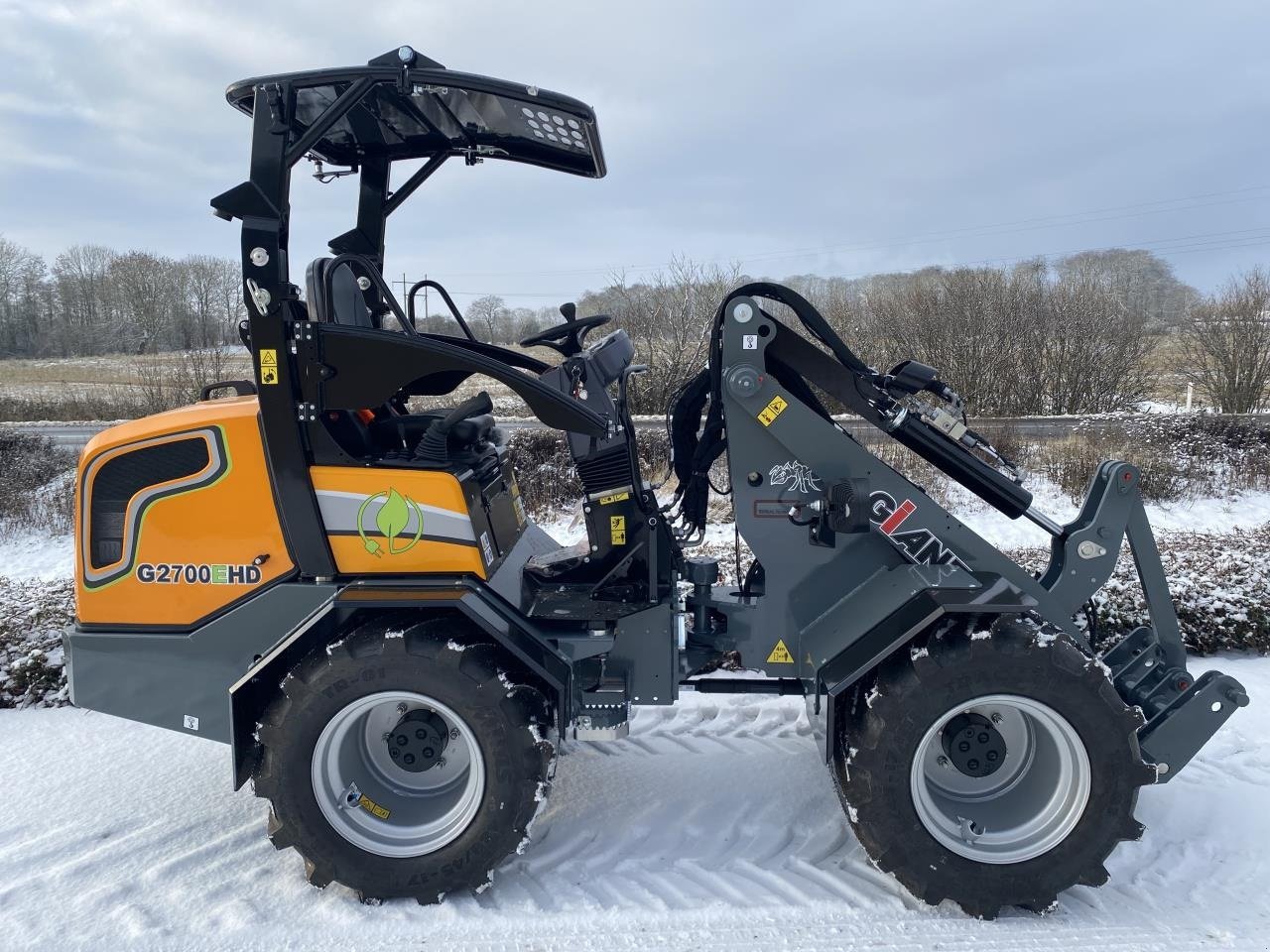 Kompaktlader za tip GiANT G2700E, Gebrauchtmaschine u Tommerup (Slika 2)