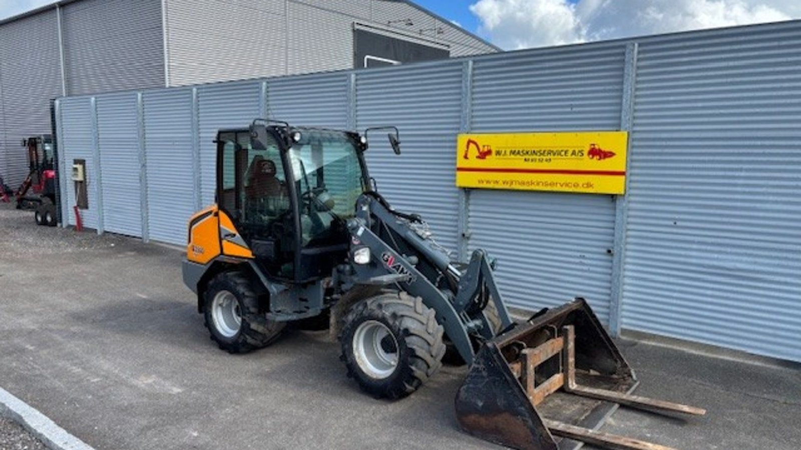 Kompaktlader typu GiANT G3500 Xtra, Gebrauchtmaschine v Nørresundby (Obrázok 2)