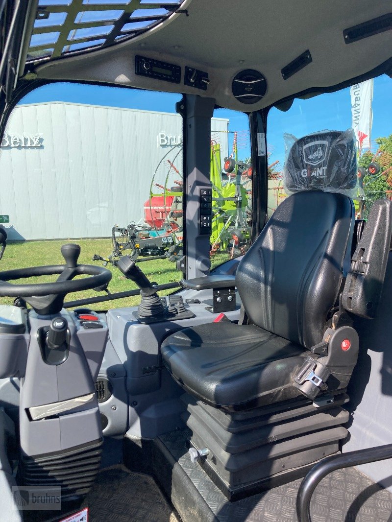 Kompaktlader of the type GiANT G5000 Tele, Neumaschine in Karstädt (Picture 11)