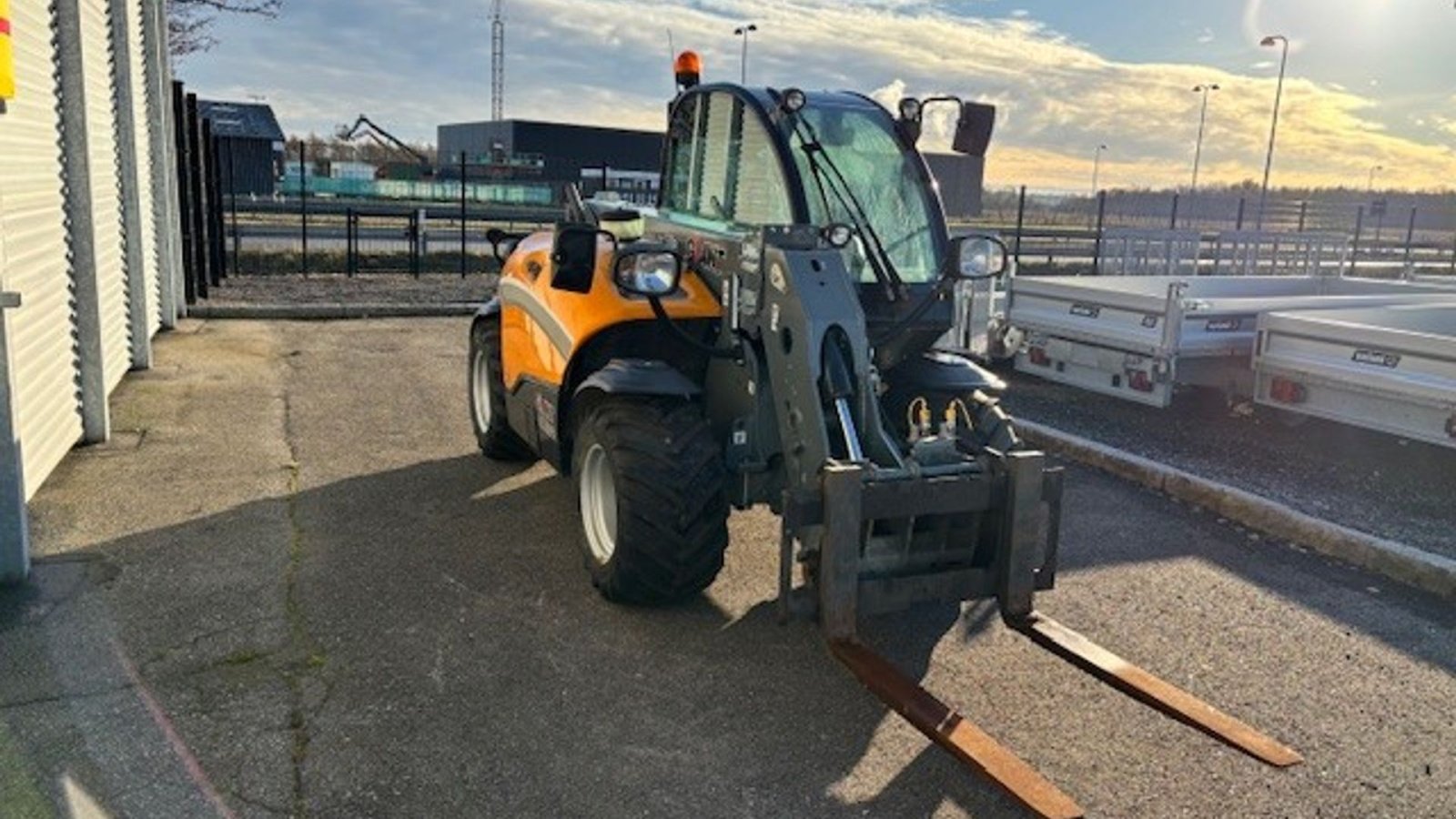 Kompaktlader des Typs GiANT GT5048, Gebrauchtmaschine in Nørresundby (Bild 3)