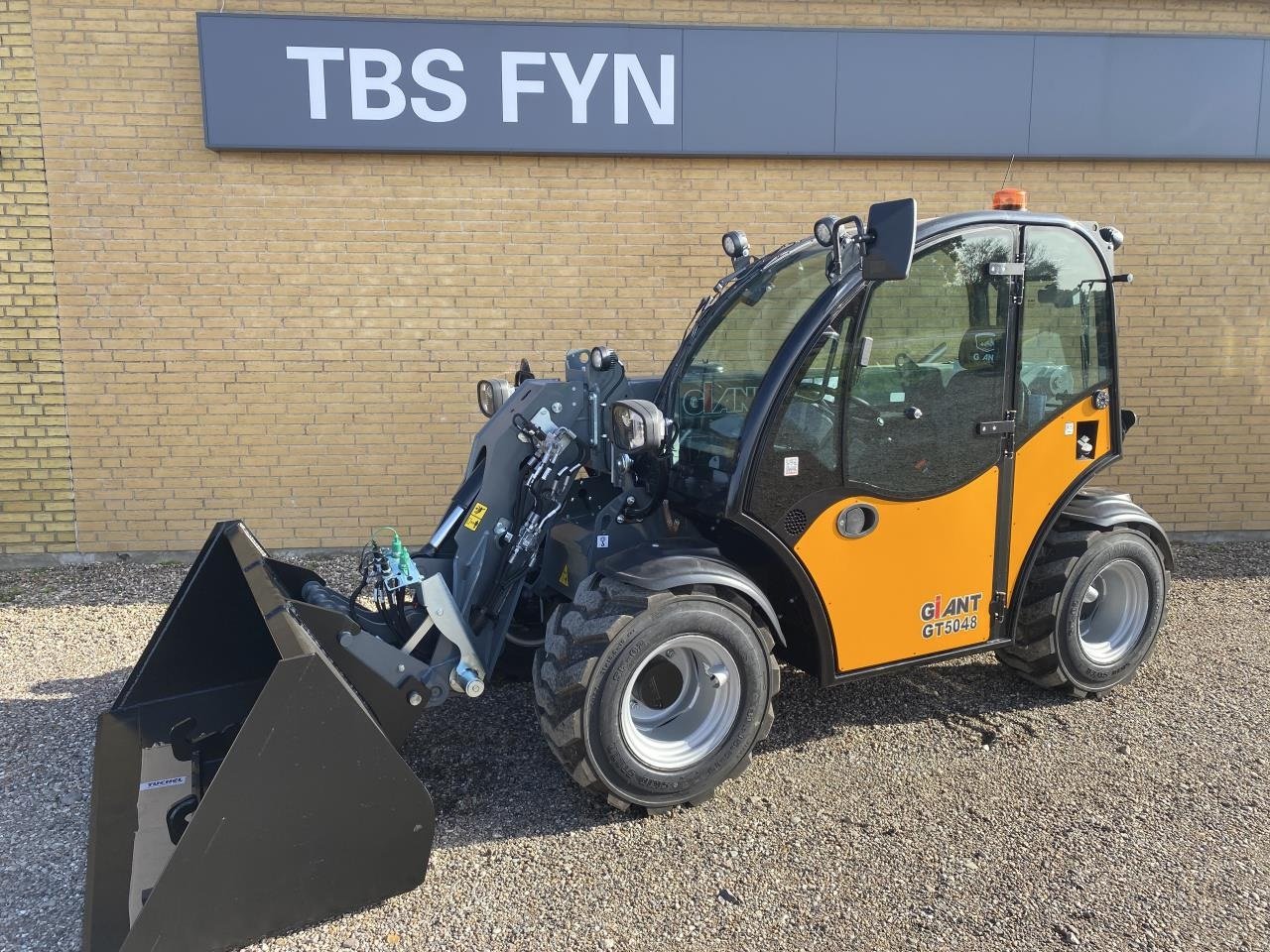 Kompaktlader des Typs GiANT GT5048, Gebrauchtmaschine in Tommerup (Bild 2)