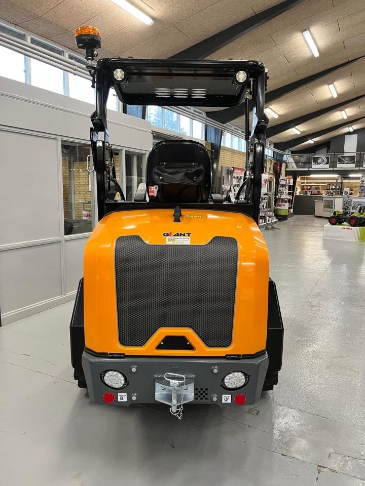 Kompaktlader tip GiANT HML-G2700E HD PLUS, Gebrauchtmaschine in Tim (Poză 5)