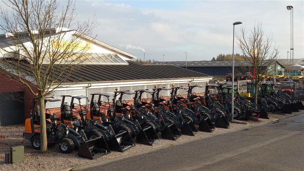 Kompaktlader of the type GiANT nye giant til omg levering, Gebrauchtmaschine in Nørresundby (Picture 1)