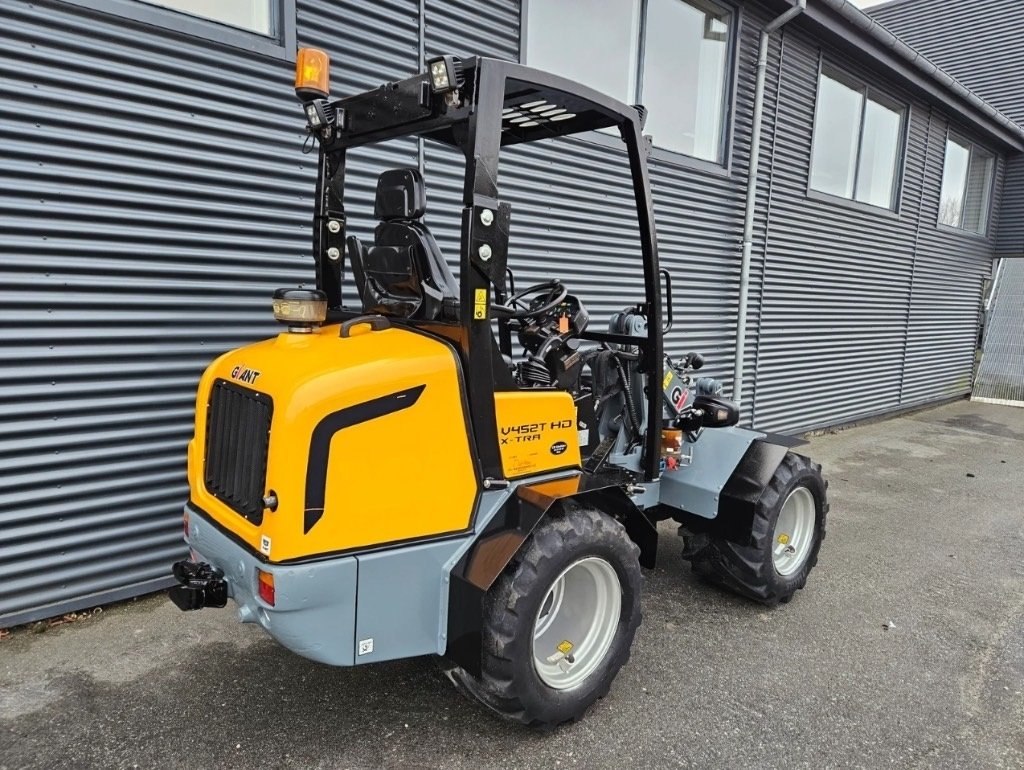 Kompaktlader des Typs GiANT V 452 T X-Tra HD, Gebrauchtmaschine in Fårevejle (Bild 3)