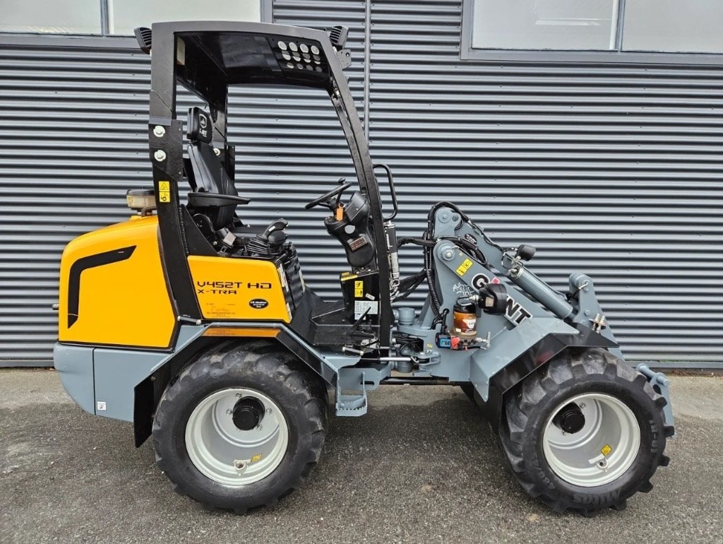 Kompaktlader des Typs GiANT V 452 T X-Tra HD, Gebrauchtmaschine in Fårevejle (Bild 2)