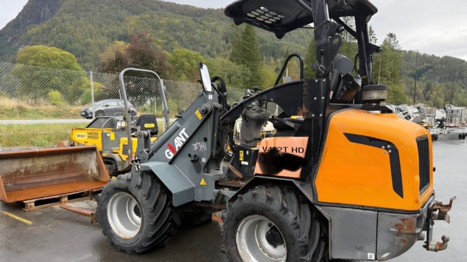 Kompaktlader of the type GiANT V452T HD, Gebrauchtmaschine in Føvling (Picture 2)