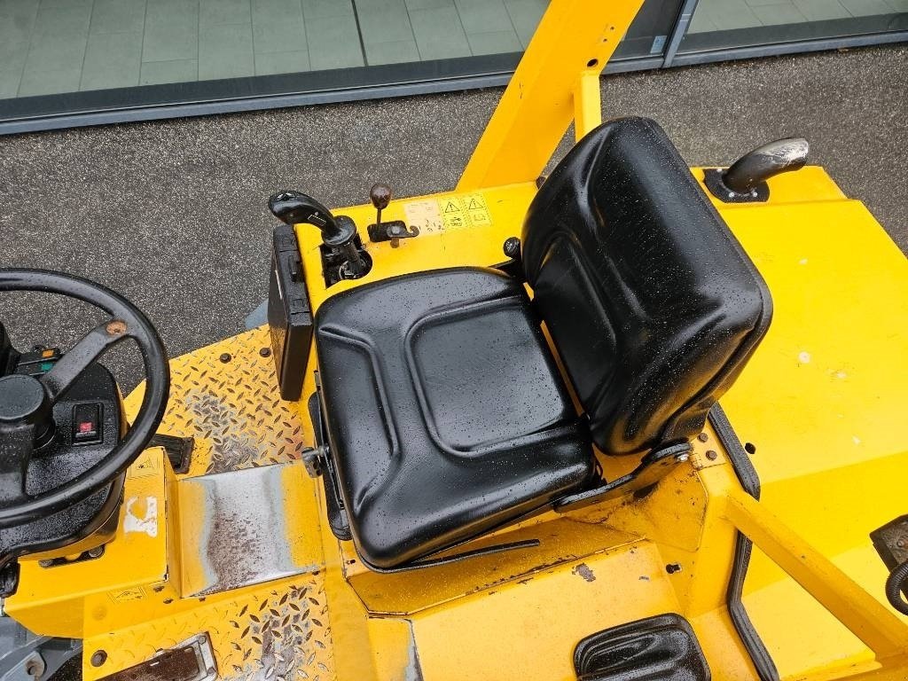 Kompaktlader от тип GiANT v621, Gebrauchtmaschine в Fårevejle (Снимка 8)