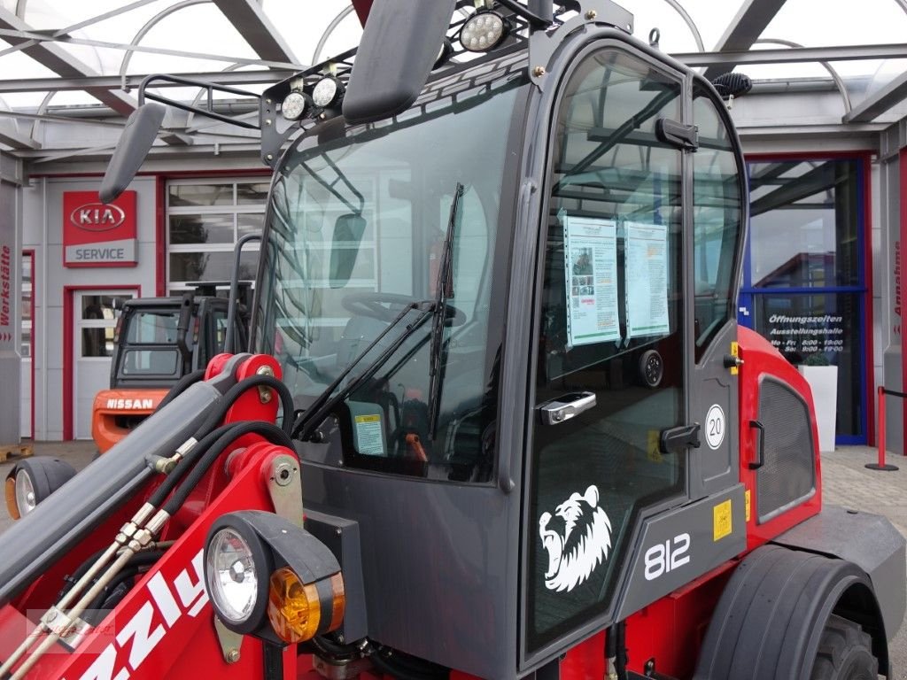 Kompaktlader of the type Grizzly 812 Hoflader 4WD  Mit 2 Jahren mobile Garantie!, Neumaschine in Fohnsdorf (Picture 9)