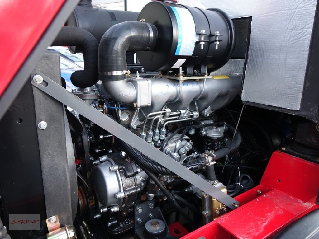 Kompaktlader tip Grizzly 812T 4WD Hoflader mit 2 Jahren mobile Garantie!, Neumaschine in Fohnsdorf (Poză 21)