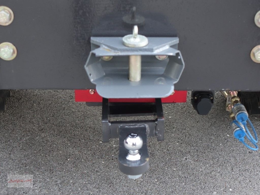 Kompaktlader tip Grizzly 812T 4WD Hoflader mit 2 Jahren mobile Garantie!, Neumaschine in Fohnsdorf (Poză 12)