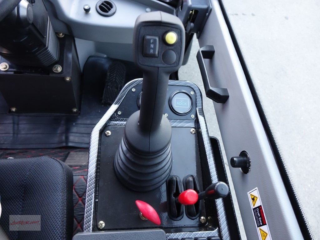 Kompaktlader a típus Grizzly 812T 4WD Hoflader mit 2 Jahren mobile Garantie!, Neumaschine ekkor: Fohnsdorf (Kép 16)