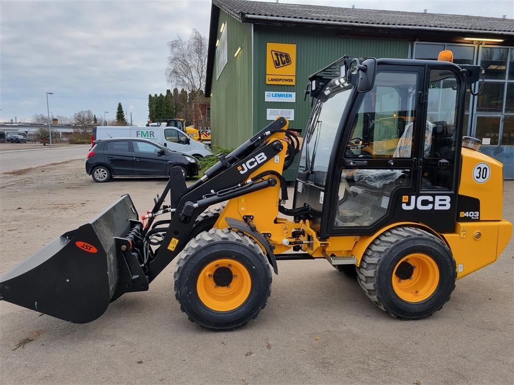 Kompaktlader des Typs JCB 403 AGRI Plus model, Gebrauchtmaschine in Nykøbing Falster (Bild 1)