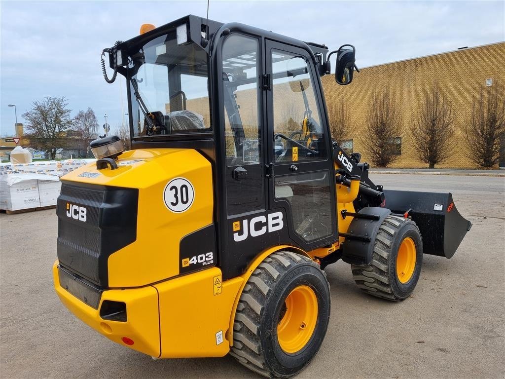 Kompaktlader типа JCB 403 AGRI Plus model, Gebrauchtmaschine в Nykøbing Falster (Фотография 4)