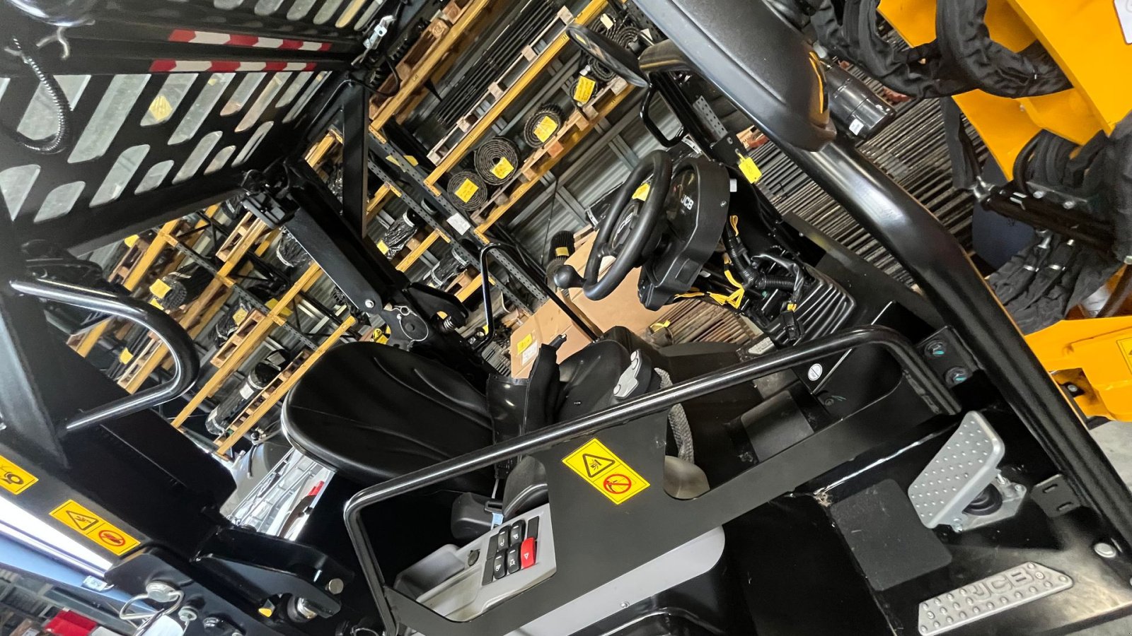 Kompaktlader of the type JCB 403 Agri Smart Power, Gebrauchtmaschine in Horsens (Picture 6)