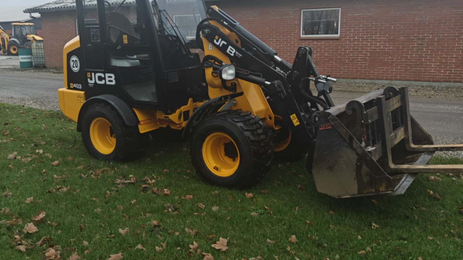 Kompaktlader of the type JCB 403 Agri Smart Power, Gebrauchtmaschine in Bredebro (Picture 4)