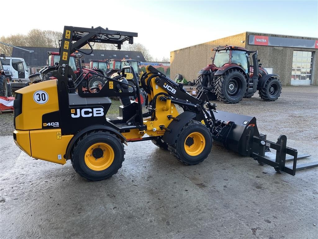 Kompaktlader of the type JCB 403 AGRI, Gebrauchtmaschine in Gudbjerg (Picture 3)