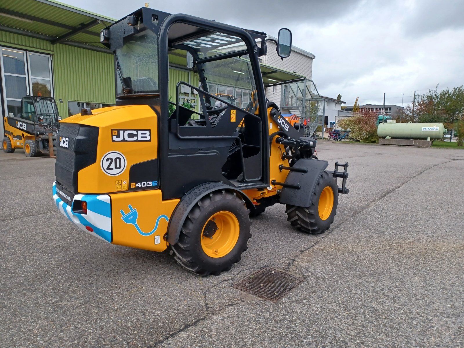 Kompaktlader des Typs JCB 403 elektro, Neumaschine in Hindelbank (Bild 2)