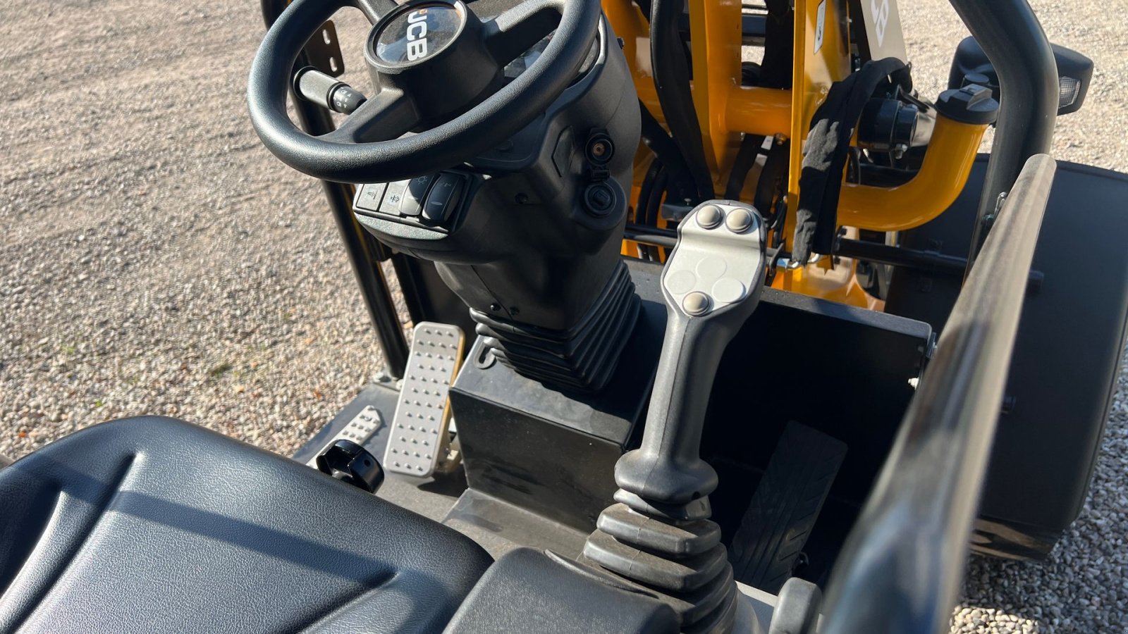 Kompaktlader typu JCB 403 Plus Agri, Gebrauchtmaschine v Roskilde (Obrázek 12)