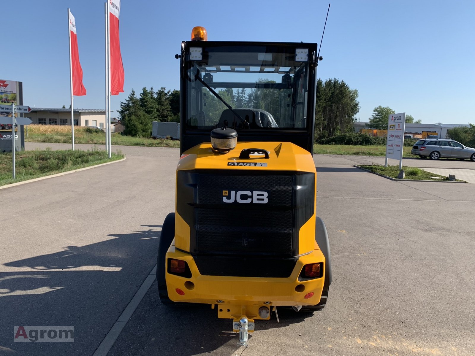 Kompaktlader des Typs JCB 403 Plus, Neumaschine in Meißenheim-Kürzell (Bild 4)