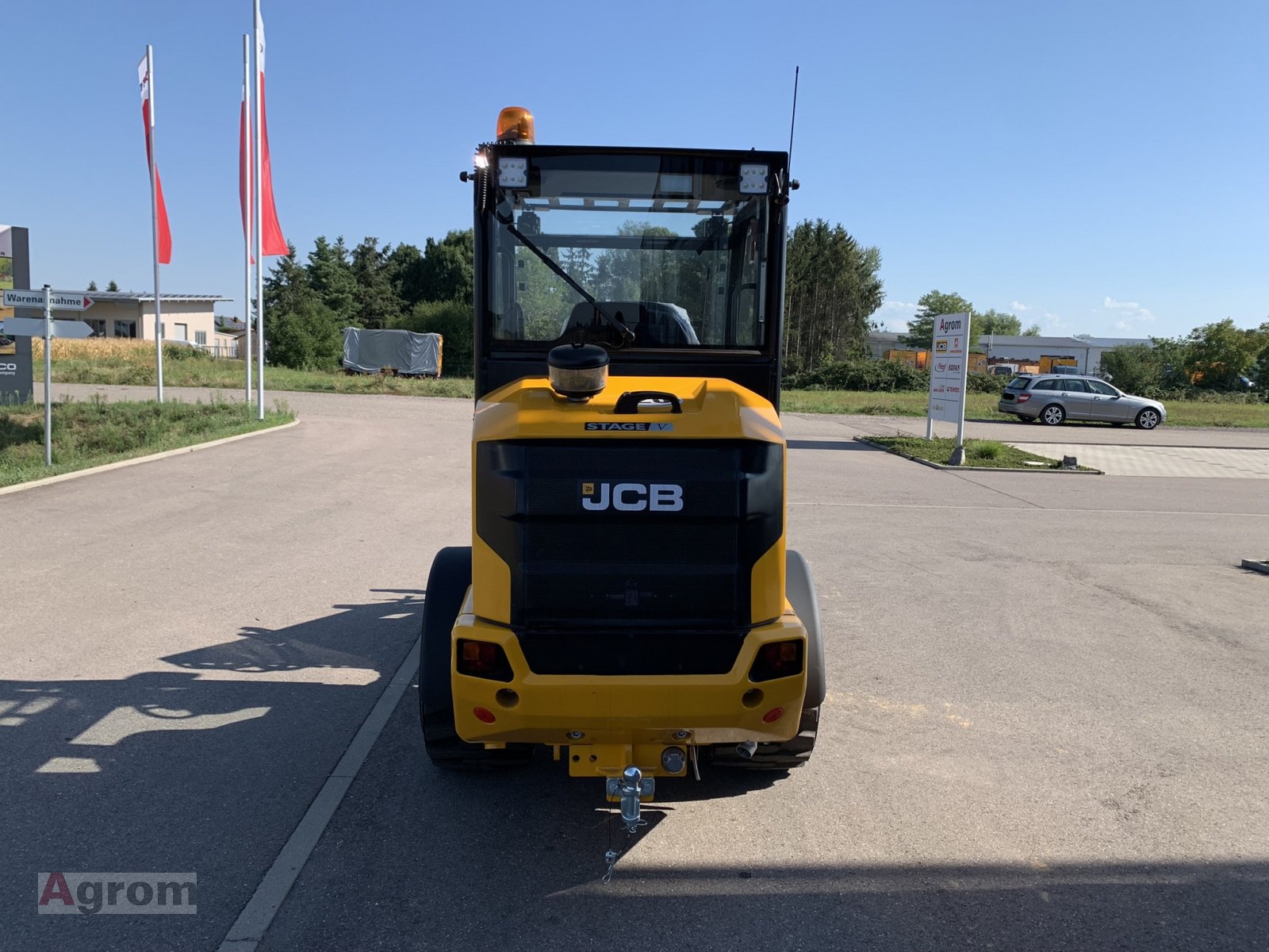 Kompaktlader des Typs JCB 403 Plus, Neumaschine in Meißenheim-Kürzell (Bild 4)