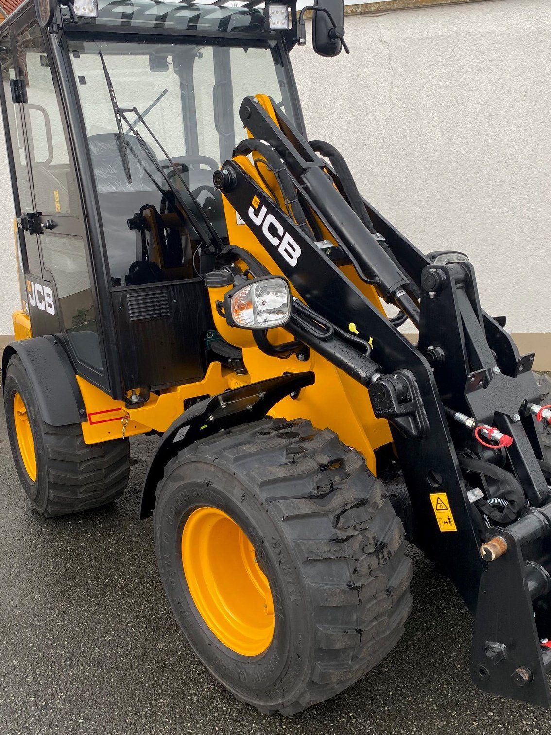 Kompaktlader of the type JCB 403, Gebrauchtmaschine in Döllstädt (Picture 1)