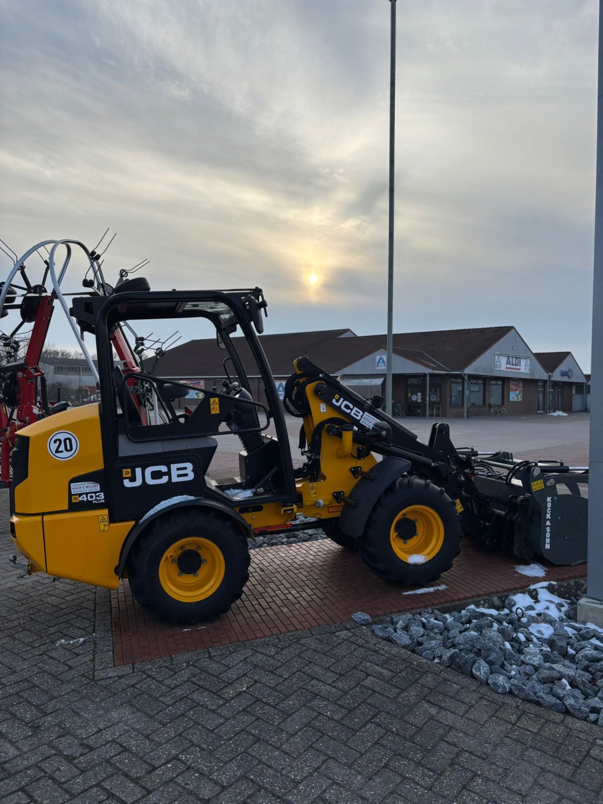 Kompaktlader van het type JCB 403, Gebrauchtmaschine in Esens (Foto 2)