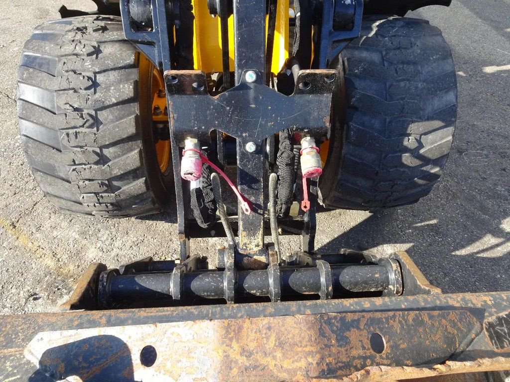 Kompaktlader типа JCB 403, Gebrauchtmaschine в Zutphen (Фотография 7)