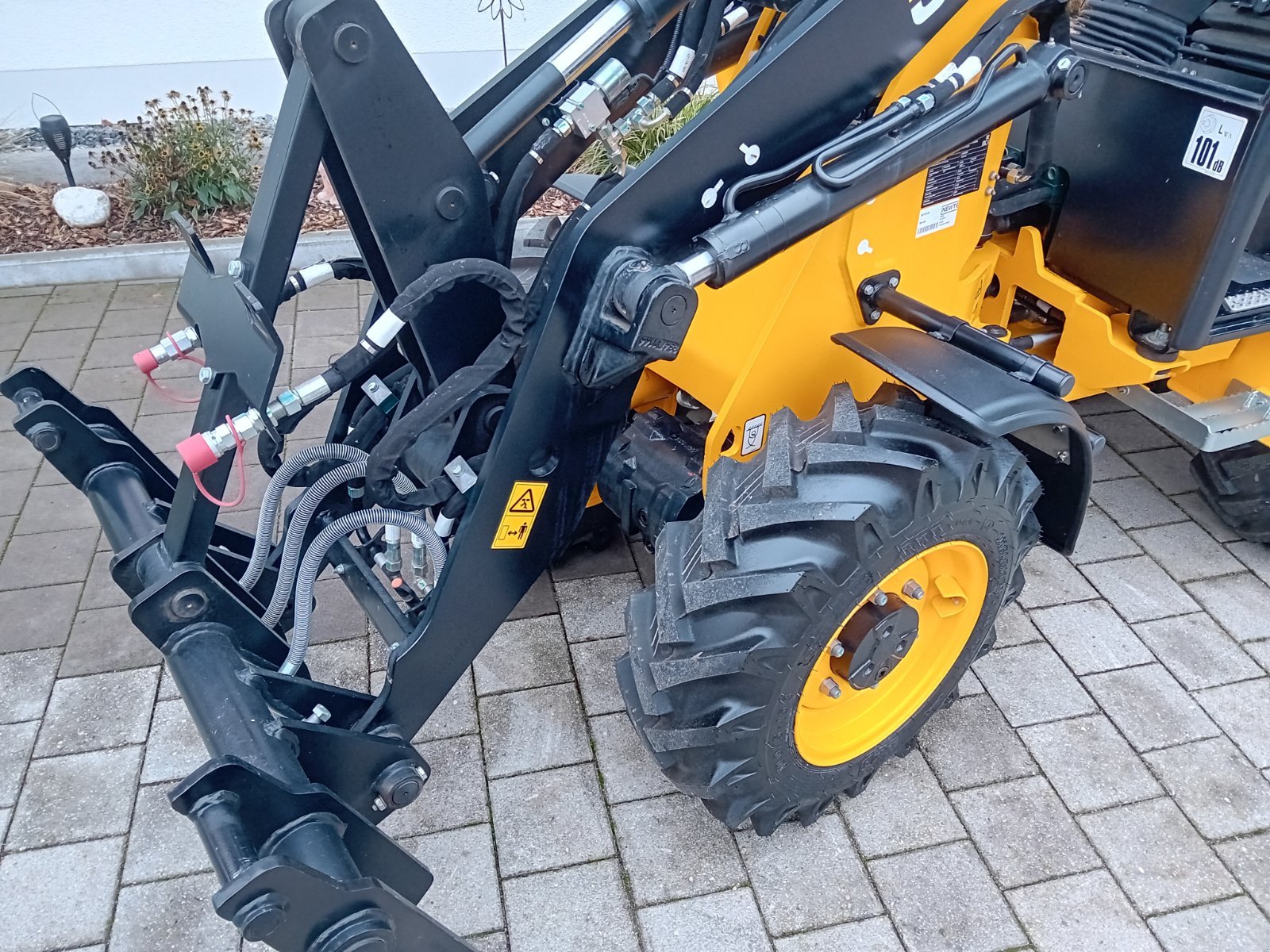 Kompaktlader van het type JCB 403, Neumaschine in Zustorf (Foto 2)
