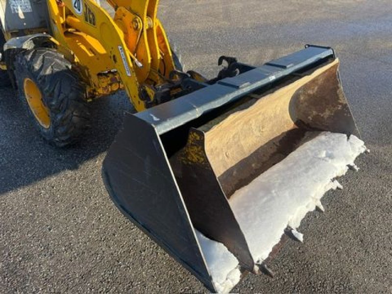 Kompaktlader del tipo JCB JCB 406, Gebrauchtmaschine en NATTERNBACH (Imagen 8)