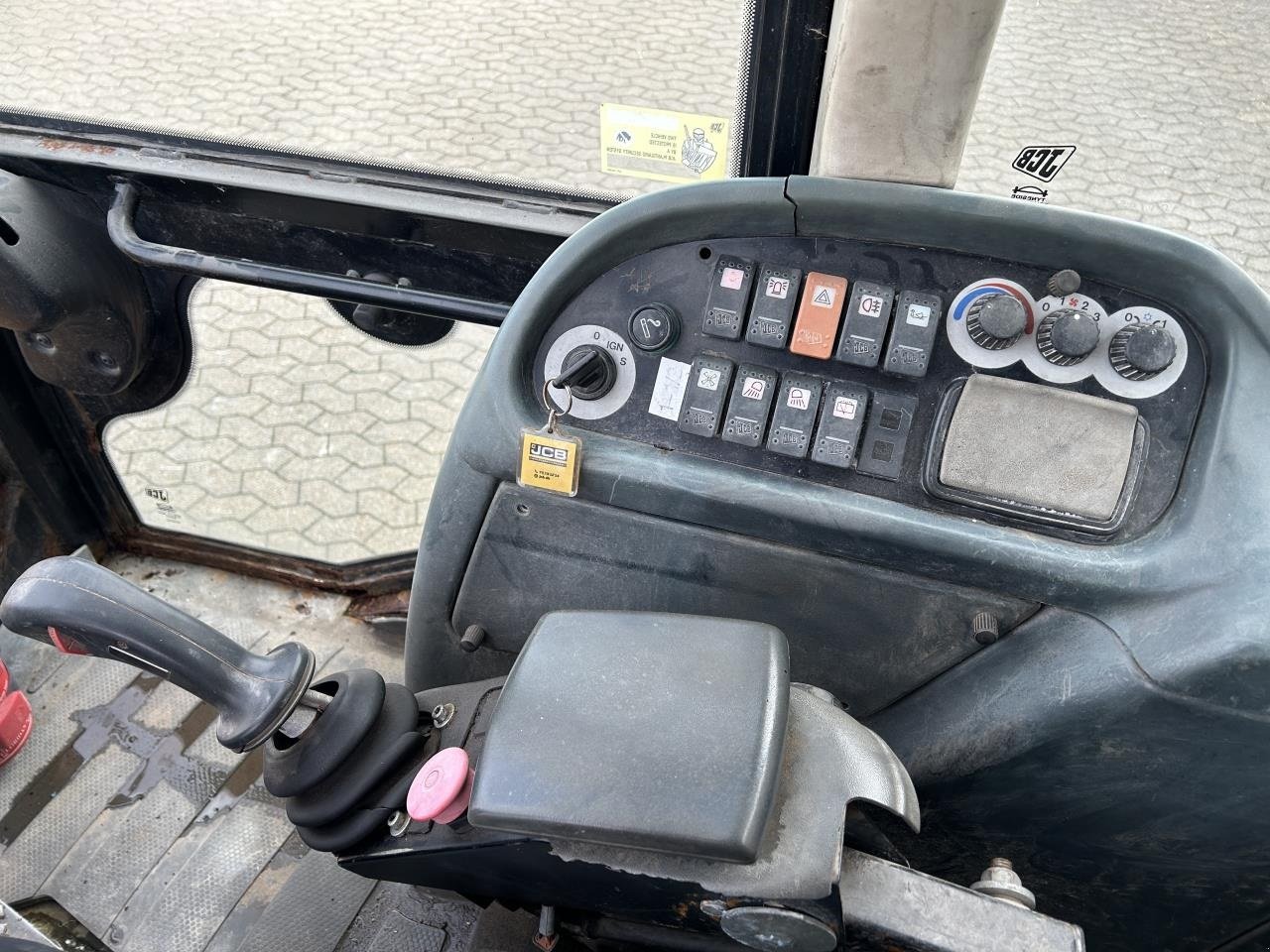 Kompaktlader des Typs JCB TM 300 52, Gebrauchtmaschine in Bramming (Bild 7)