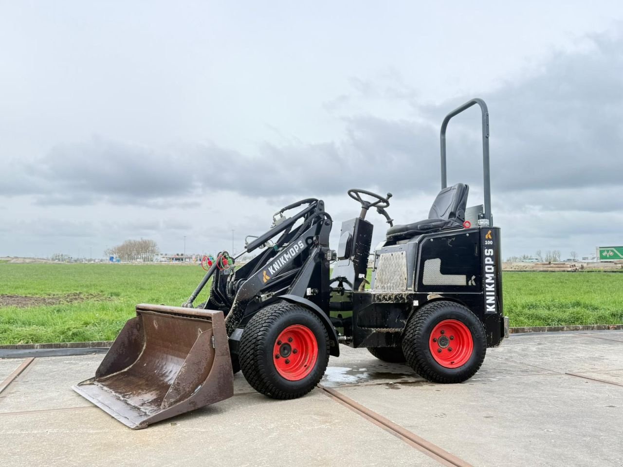 Kompaktlader του τύπου Knikmops 100, Gebrauchtmaschine σε Hardinxveld-Giessendam (Φωτογραφία 1)
