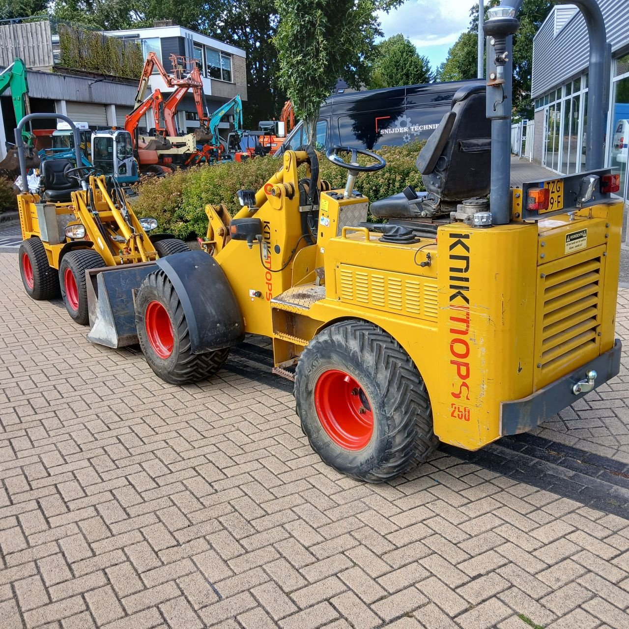 Kompaktlader of the type Knikmops 130, Gebrauchtmaschine in Alblasserdam (Picture 2)