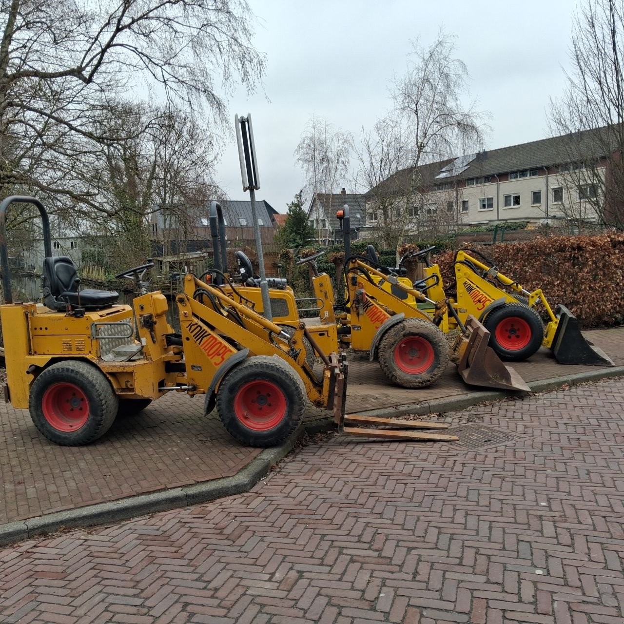 Kompaktlader van het type Knikmops 130, Gebrauchtmaschine in Alblasserdam (Foto 2)