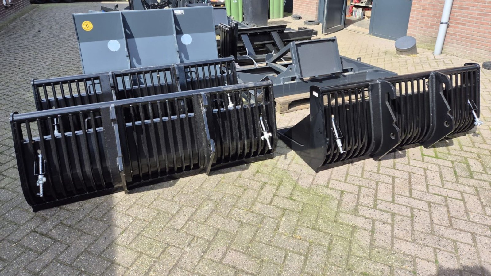 Kompaktlader tipa Knikmops 130, Neumaschine u Lunteren (Slika 3)