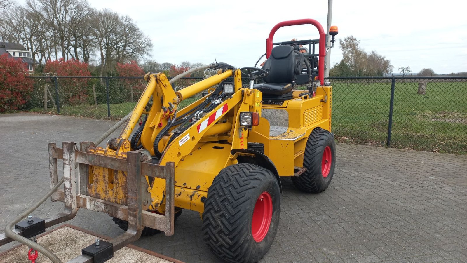 Kompaktlader от тип Knikmops 250, Gebrauchtmaschine в Garderen (Снимка 3)