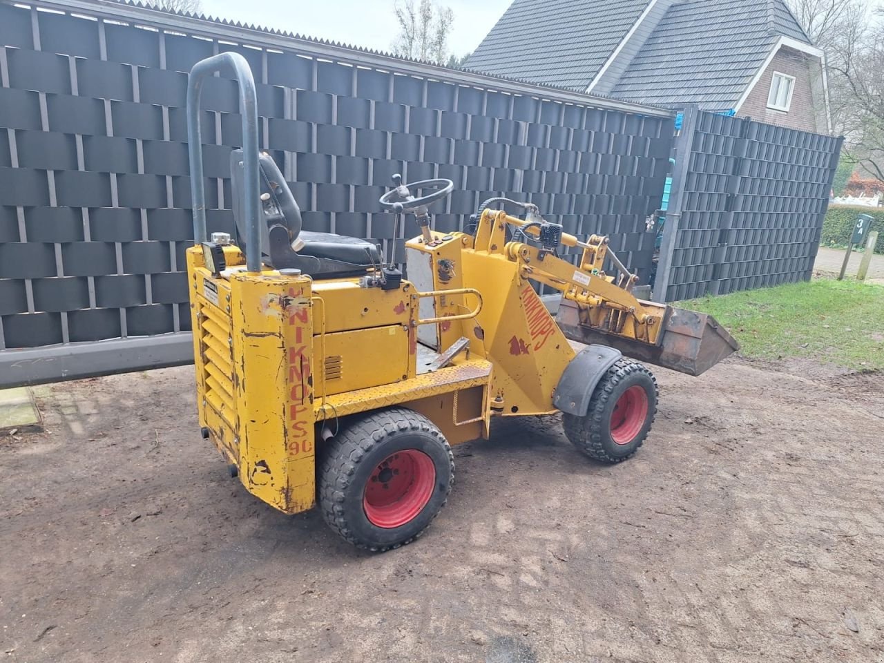 Kompaktlader des Typs Knikmops 90, Gebrauchtmaschine in Veessen (Bild 3)