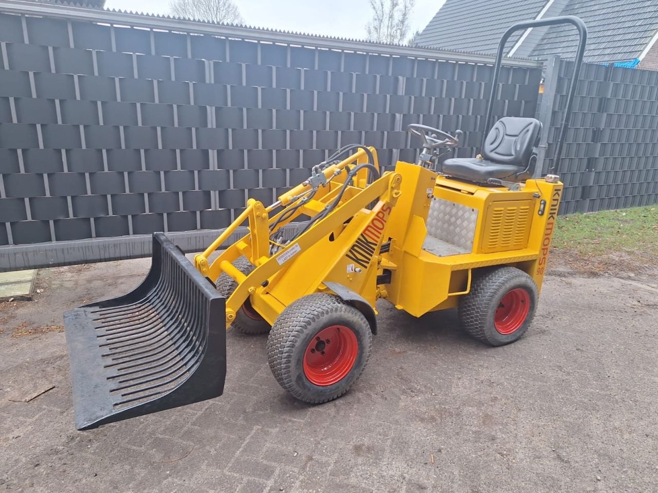 Kompaktlader tip Knikmops 90, Gebrauchtmaschine in Veessen (Poză 6)