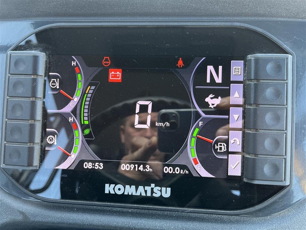 Kompaktlader of the type Komatsu WA 70 M-8E0 med skovl og gafler, Gebrauchtmaschine in Rønnede (Picture 11)