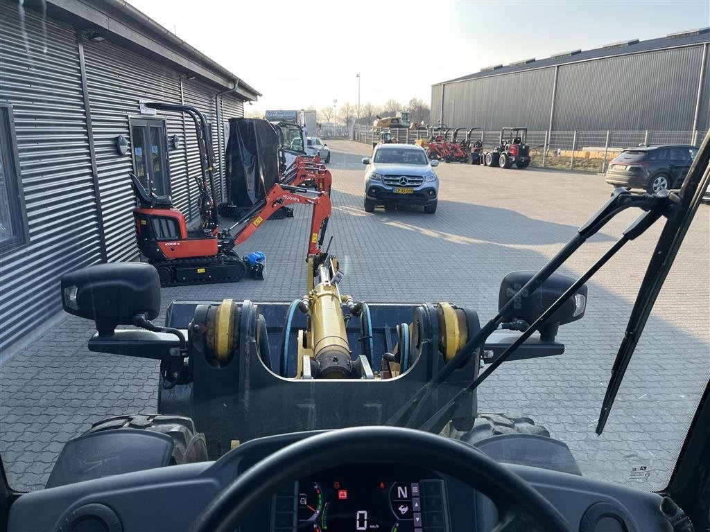 Kompaktlader of the type Komatsu WA 70 M-8E0 med skovl og gafler, Gebrauchtmaschine in Rønnede (Picture 14)