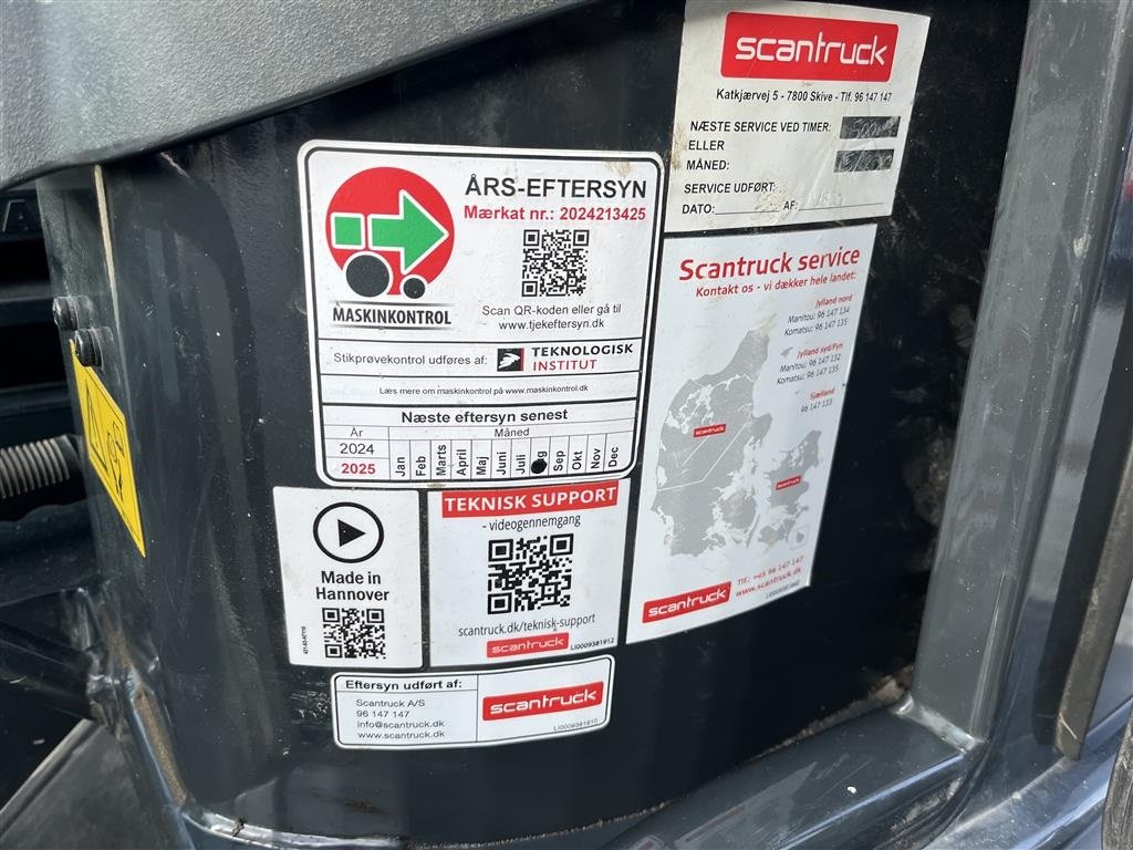 Kompaktlader of the type Komatsu WA 70 M-8E0 med skovl og gafler, Gebrauchtmaschine in Rønnede (Picture 9)