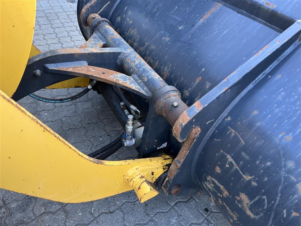 Kompaktlader of the type Komatsu WA 70 M-8E0 med skovl og gafler, Gebrauchtmaschine in Rønnede (Picture 18)