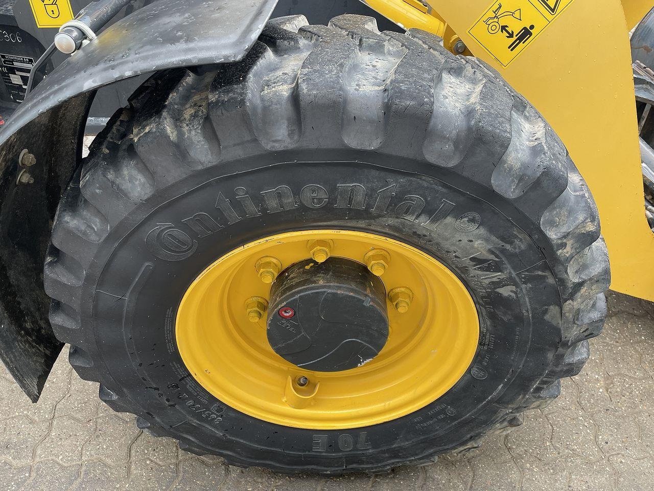 Kompaktlader des Typs Komatsu WA70M-8EO, Gebrauchtmaschine in Skive (Bild 7)