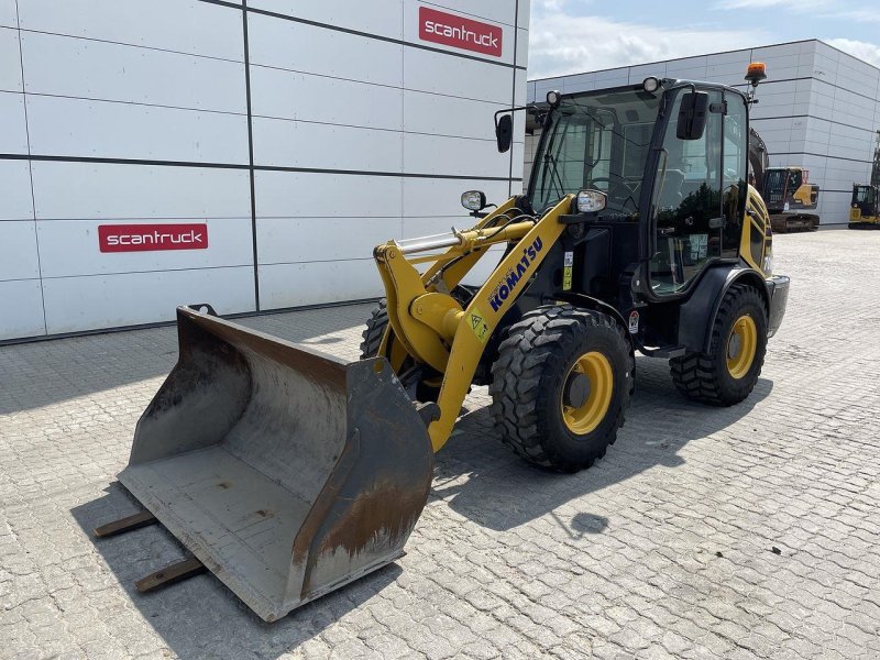 Kompaktlader van het type Komatsu WA70M-8EO, Gebrauchtmaschine in Skive (Foto 1)