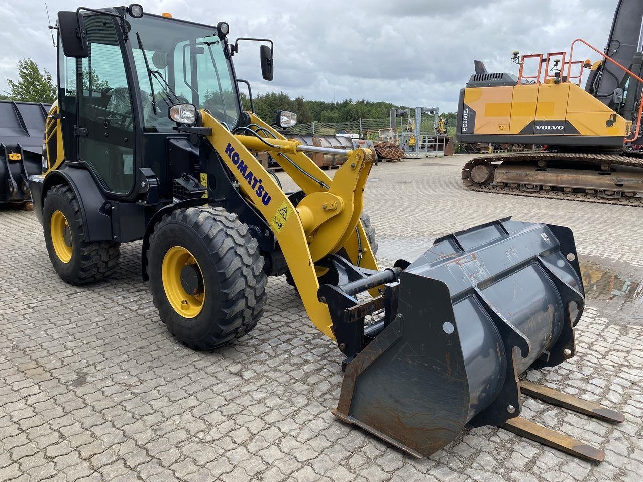 Kompaktlader del tipo Komatsu WA70M-8EO, Gebrauchtmaschine In Skive (Immagine 5)